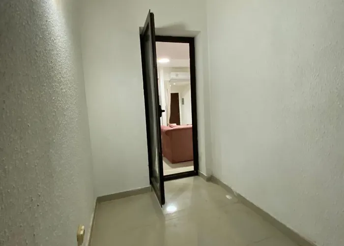 1 Bdr 10 Mins To Sheikh Airport Appartamento *