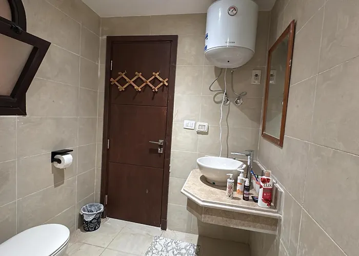 1 Bdr 10 Mins To Sheikh Airport