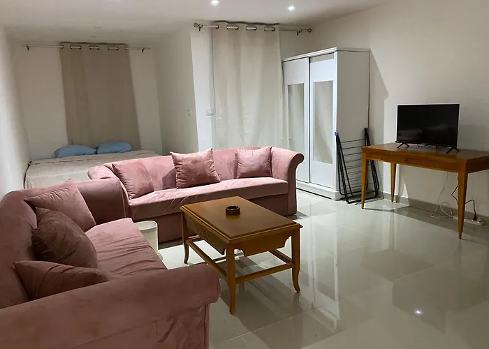 1 Bdr 10 Mins To Sheikh Airport Appartamento