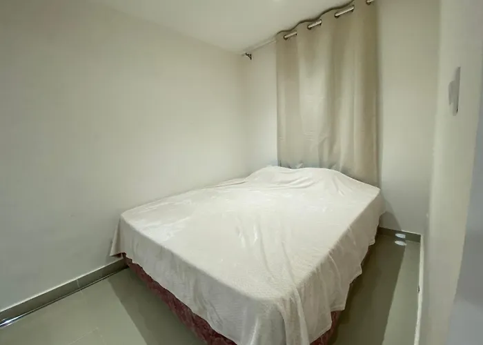 1 Bdr 10 Mins To Sheikh Airport Appartamento